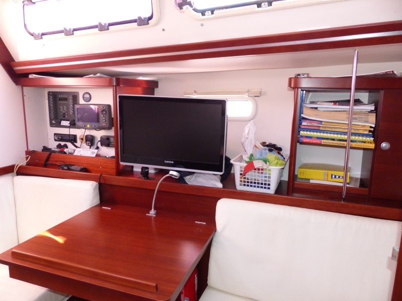 Hanse 430 E -36.JPG